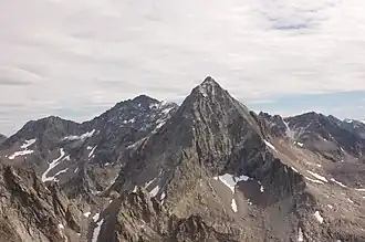 Blick vom Debantgrat auf Kristallkopf, Roter Knopf, Glödis, Südliche Talleitenspitze und Gössnitzkopf (von links nach rechts)
