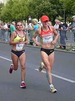 Sandra Ruales (li.) – Rang&nbsp;56 / Ulrike Maisch – nicht im&nbsp;Ziel