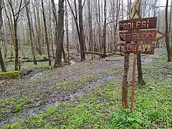 Verkehrszeichen am unteren Ende von Rudoltovice