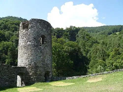 Rundturm mit späterem Tor