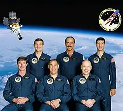 v. l. n. r. Terence Henricks, James Voss, Frederick Gregory, Thomas Hennen, Story Musgrave, Mario Runco