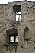 Fenster der Ostmauer von Burg Liebenstein