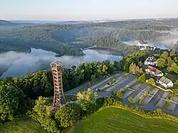 Saaleturm mit Saale und Schloss Burgk
