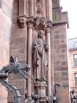 Eingang der Johanneskirche