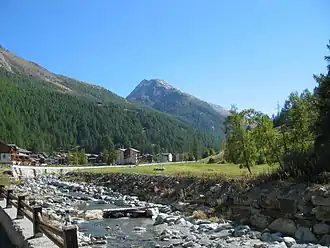 Saaservispa mit Saas-Almagell im Hintergrund