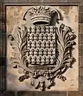 Wappen der Bretagne über dem Stadttor von Saint-Malo