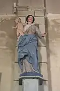 Statue Maria mit Jesuskind in der Kirche