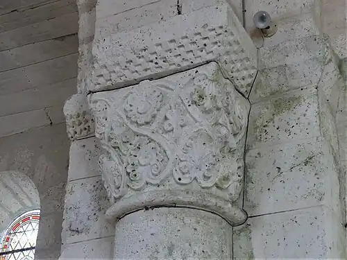 Kapitell in Saint-Sulpice