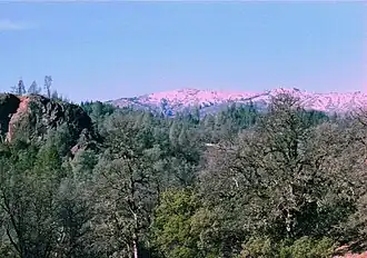 Blick auf die Sanhedrin Mountains