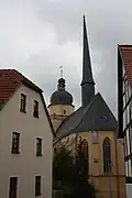 Die Kirche von der Waldenburger Straße aus gesehen