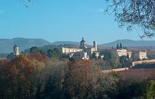 Gesamtansicht von Santes Creus (Dezember 2004)