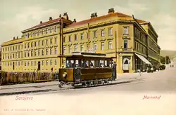 1901: Elektrische Straßenbahn beim Marienhof, wo sich anfangs die beiden Strecken teilten