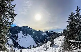 Kamm des Hinteren Sonnberges mit Saurüssel vom Rabenstein