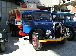 Saurer-Oldtimer-Lastwagen