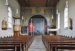 Blick zum Chor in der Pfarrkirche