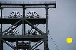 Schachtzeichen Bergwerk Gneisenau Schacht IV am 29. Juni 2010