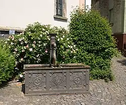 Brunnen in Schenkelberg
