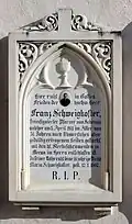 Grabstein des Pfarrers Franz Schweigkofler († 1911)