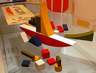 Schiffbauspiel von Alma Siedhoff-Buscher 1923 am Bauhaus entworfen.