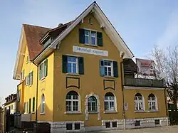 Wohnhaus mit Restaurant