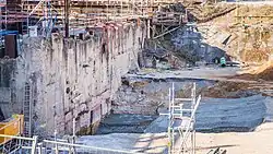 Februar 2021: Das Besichtigungsbauwerk wurde verfüllt, die Sanierung des Gleiswechselbauwerks hat begonnen