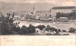 Schloss-Kaserne in Linz Koordinate: 48°&nbsp;18′&nbsp;20″&nbsp;N, 14°&nbsp;16′&nbsp;55″&nbsp;O48.30555555555614.281944444444