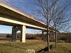 Auf dem Wanderweg zwischen Neustadt und Kospoda