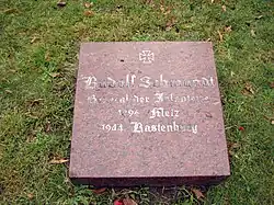 Foto der Grabplatte Schmundts