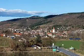Südansicht von Schönberg am Kamp.