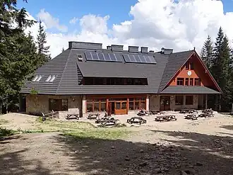 Markowe-Szczawiny-Hütte (polnisch: Schronisko PTTK Markowe Szczawiny)