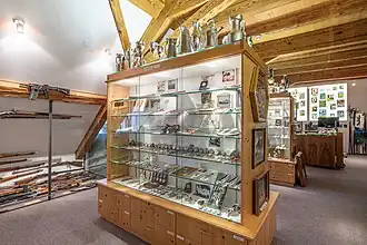 Vitrine der Sektionen des Kantonalschützenvereins aus dem Vorderland
