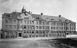 Schule in der Wincklerstraße; erhalten