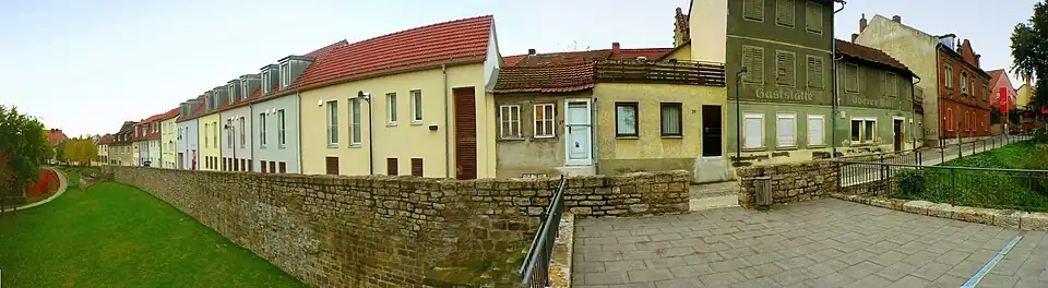 Teilsanierter Oberer Wall 2008