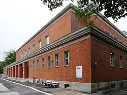 Schwimmhalle Finckensteinallee