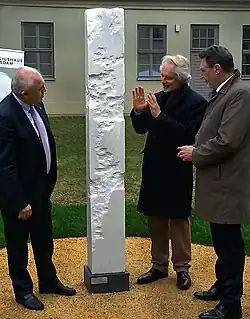 Einweihung der Skulptur von Roland Stelter am Potsdamer Lepsiushaus