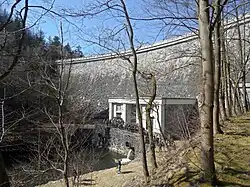 Damm während des Tages der offenen Tür