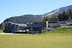 Kongresszentrum mit Olympiabad und Kino