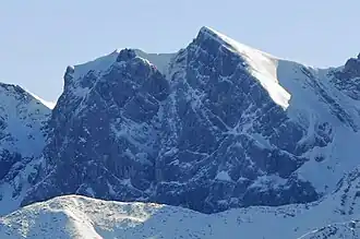 Von Nordwesten: Roßkopf (links) und Seekarlspitze (rechts)
