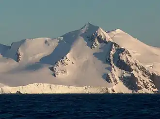 Blick von der Bransfieldstraße auf den Shabla&nbsp;Knoll