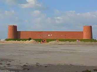 Frontansicht des Stadions noch ohne Flutlicht (November 2011)