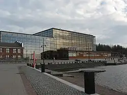 Sibelius-Halle, Nordwestseite