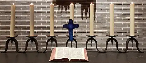 Siebenarmiger Altarleuchter