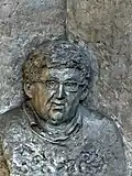 Sieger Köder, Bronzerelief von Rudolf Kurz westlich der St.-Stephanus­kirche in Wasseralfingen