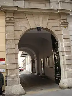 Portal Singerstraße 7