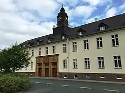 Stabsgebäude der Sixt-von-Armin-Kaserne