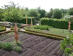 Skulpturenausstellung im Wangeliner Garten