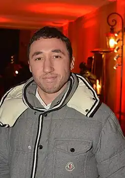 Niels Schneider spielt Christian Lafayette, Sofian Khammes seinen Kumpel Mounir