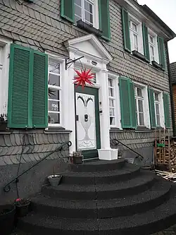 Klauberger Straße 41, Haustür