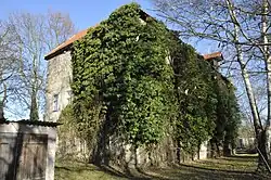 Gelbes Schloss in Sonneborn