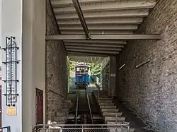 Einfahrt in den Talbahnhof Kriens (2013)